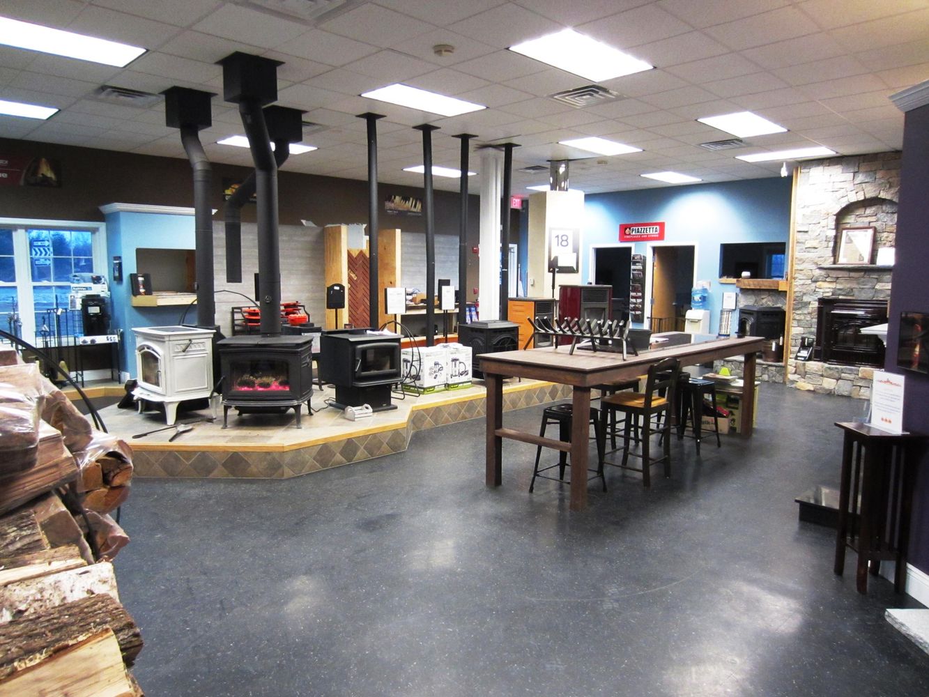 1438 Main St, Sanford, ME 04073